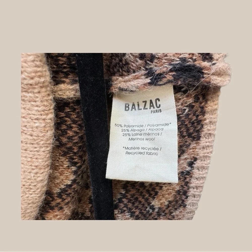 Balzac Paris Alpaca Blend Leopard Hooded Scarf in Navy and Cream